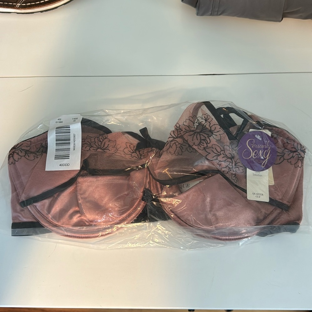 Lane Bryant quarter cup seriously sexy 40DDD